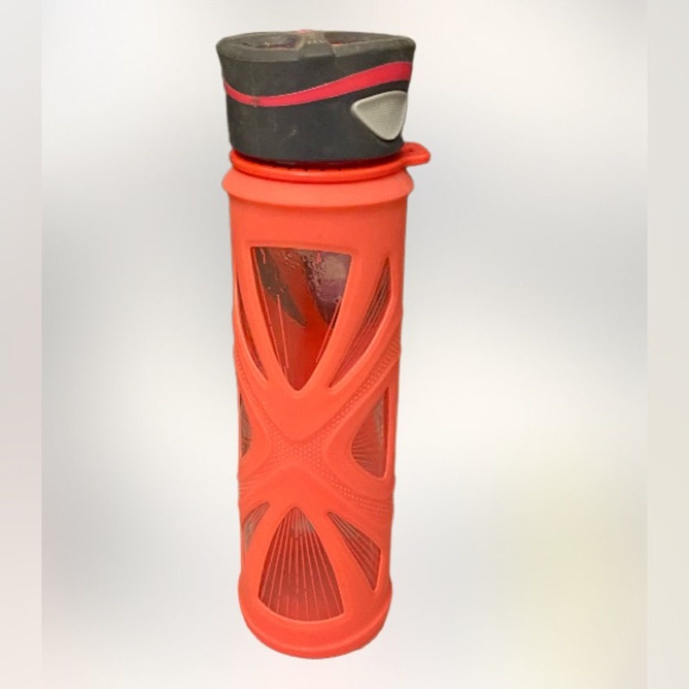 20oz contigo ZULU easy pull locking silicone travel glass water bottle